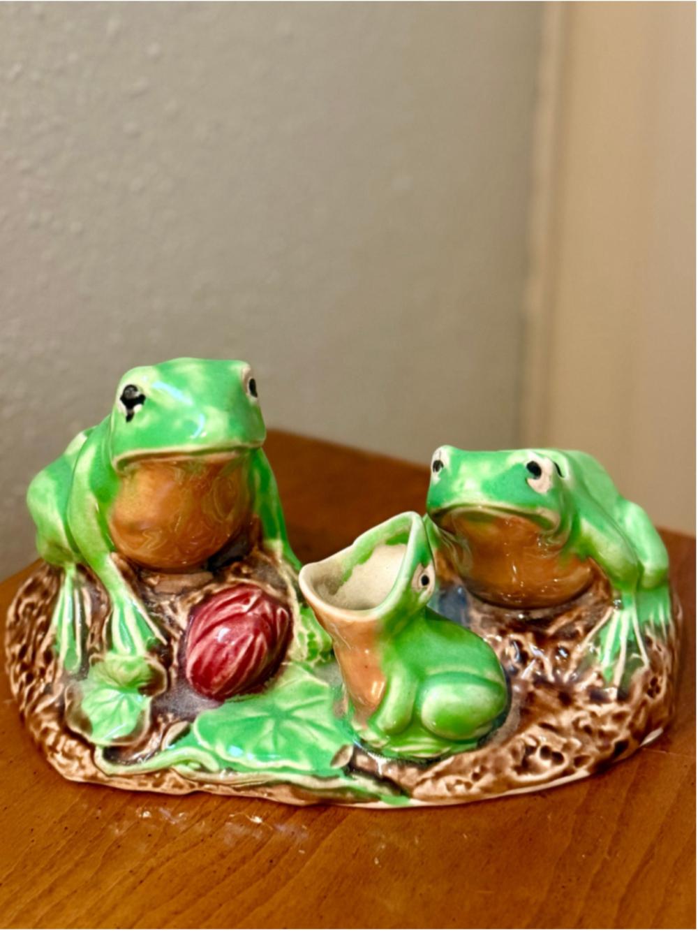 Vintage Ceramic Green Frog Family Planter Pot Toothpick Holder